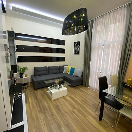 Cozy Apartment In Downtown Sofia - Tsar Samuil Street Exterior foto